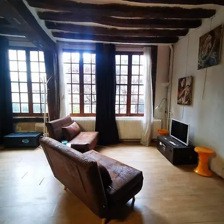 L'atelier Des Chanoines شقة