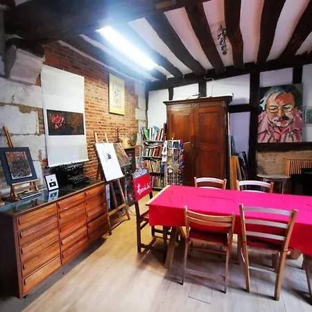 L'atelier Des Chanoines شقة *